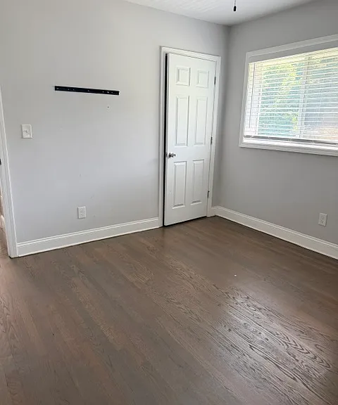 2587 Lancaster Dr #1 — Photo 9
