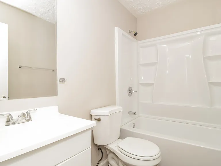 2526 Riverwood Spg — Photo 15