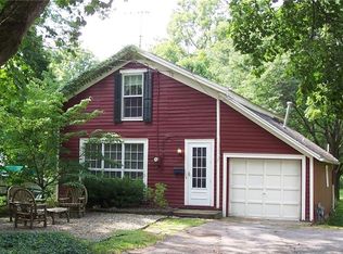 72 Monroe St, Honeoye Falls, NY 14472