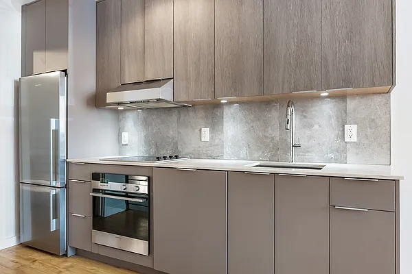 Rented by Compass | media 21