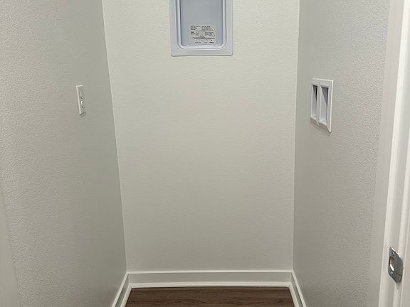 5th image of 30146 Crestline Ct
