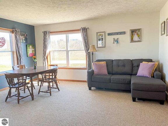 2nd image of 9278 Kingsfield Dr