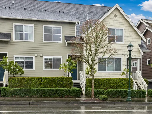 2343 NE Park Dr, Issaquah, WA 98029