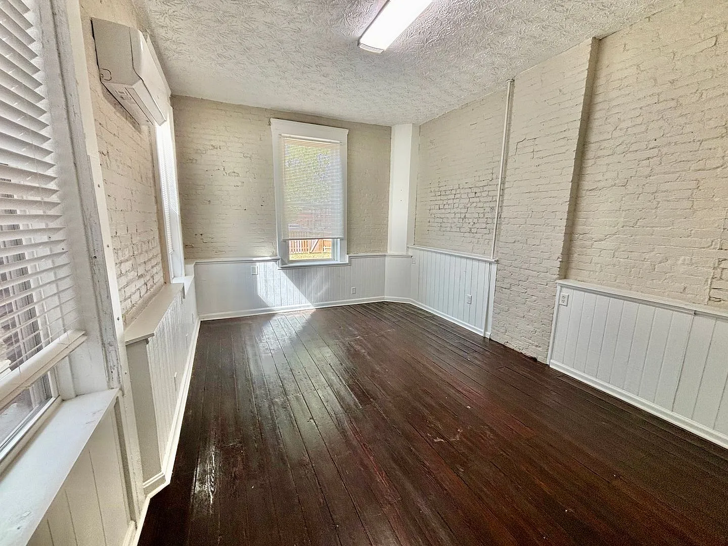 522 N 26th Street — Photo 4