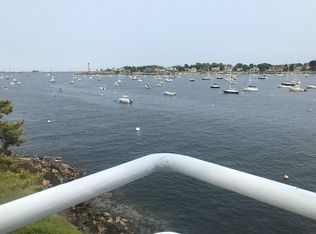 9 Goodwins Ct APT 4, Marblehead, MA 01945