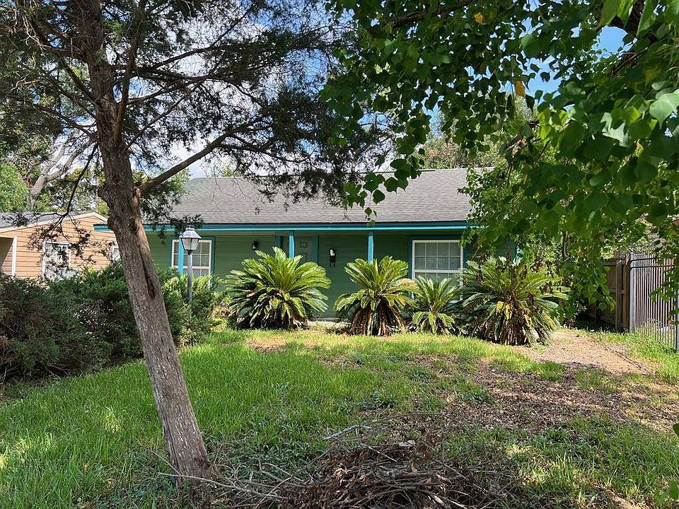 1st image of 7333 Lakehurst Dr
