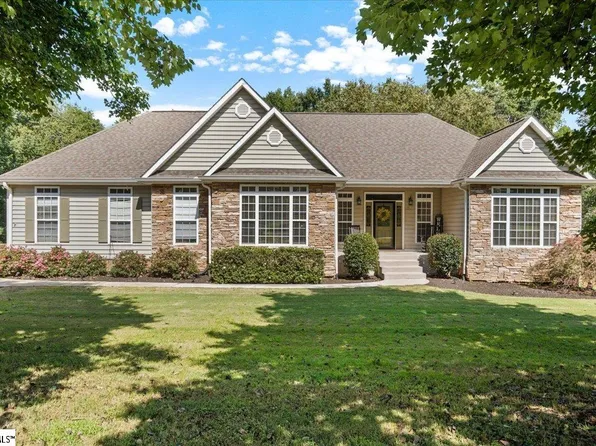 15 King Eider Way, Taylors, SC 29687