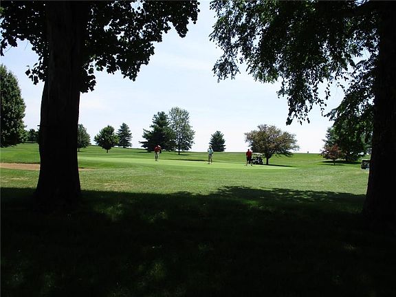 2nd image of 3169 W Tam O Shanter Dr