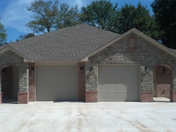 106 Abby Ln #A, Roland, OK 74954