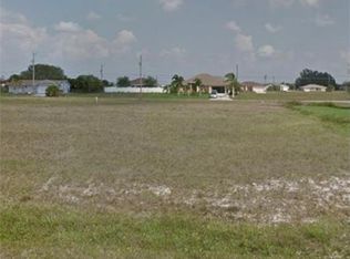 1813 NE 6th Pl, Cape Coral, FL 33909