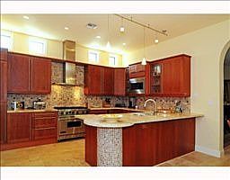 2nd image of 720 SE 8th St