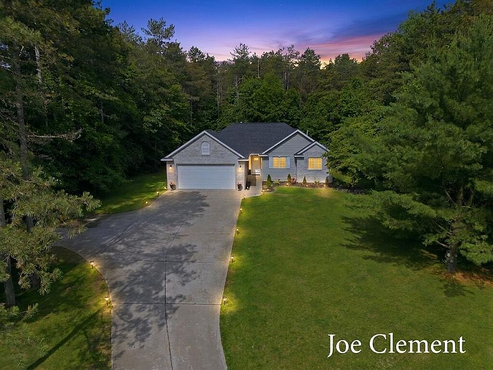 1st image of 9347 Cedar Pines Ln NE