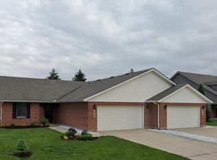 683 Armand Dr, Troy, OH 45373
