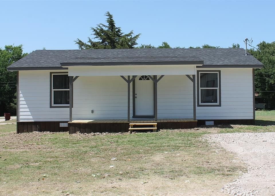 1st image of 124 Morris Ln