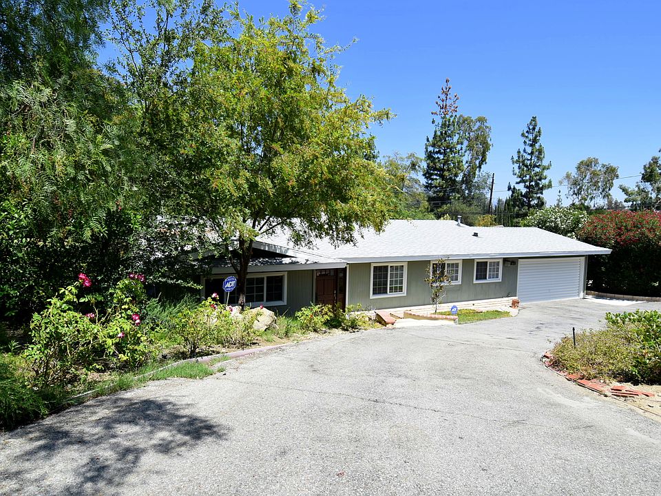 1st image of 1892 Foothill Blvd