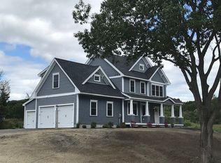 15 Lovering Rd #10, North Hampton, NH 03864