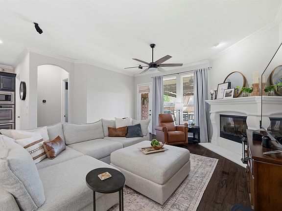 5th image of 12933 Oakvale Trl