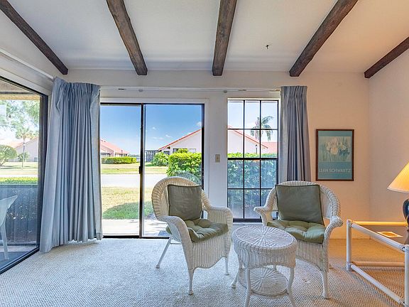 2nd image of 3307 SE La Prado Court