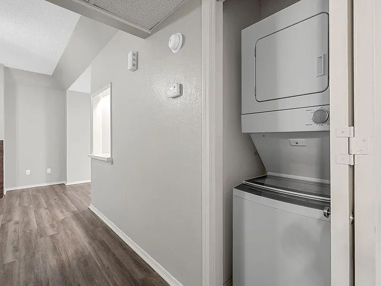 2332 Melissa Dr — Photo 12