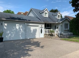 32 Centre St, Cambridge, ON N1R 4E5