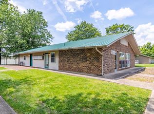 Walnut Street Apartments, Dickson, TN 37055