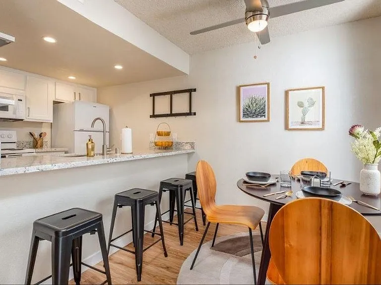The Parc Apartments — Photo 3