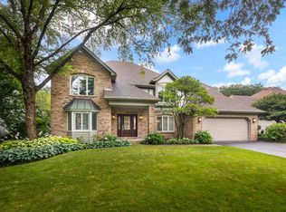 1514 Parkfield Ct, Naperville, IL