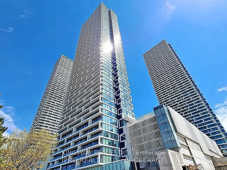 898 Portage Pkwy #Penthouse 05 — Photo 1