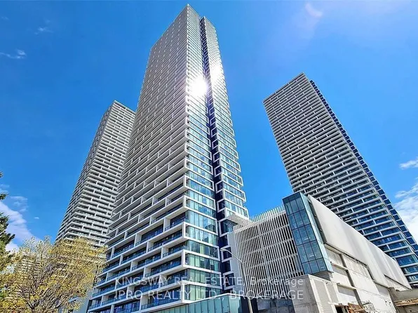 898 Portage Pkwy, Vaughan, ON