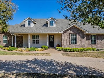 179 Oak St, China Spring, TX, 76633