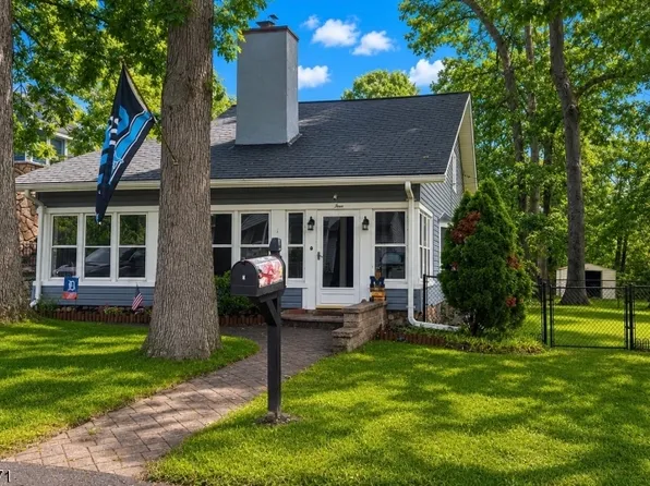 4 Birch Ln, Parsippany-Troy Hills Twp., NJ 07834