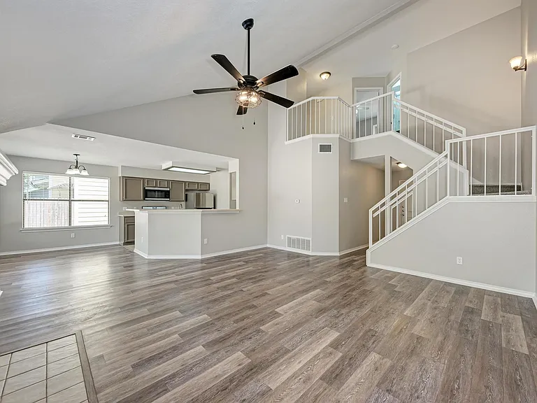 7802 Van Dyke Dr — Photo 2