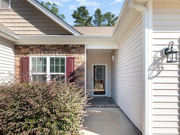 4th image of 205 Griffis Dr