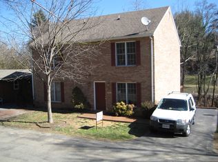 4109 Cresthill Dr, Roanoke, VA 24018