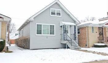 1st image of 3760 N Oconto Ave