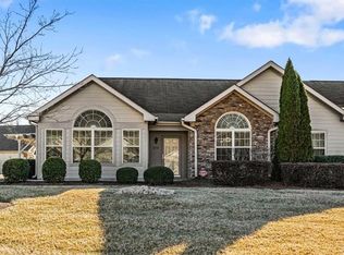 4250 Plantation Ridge Ln, Greensboro, NC 27409