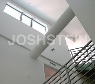 4th image of 734 Michigan Ave APT 4