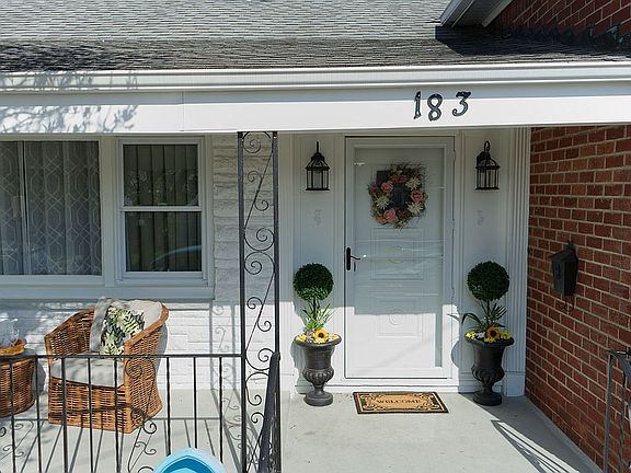 3rd image of 183 Evans Ave