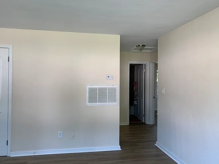 631 Willow Dr — Photo 5