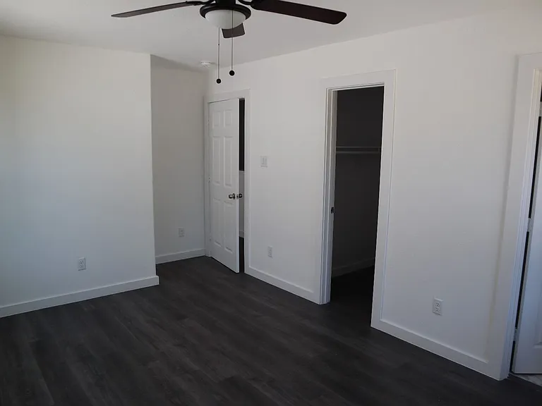 4326 Plaag St #B — Photo 3