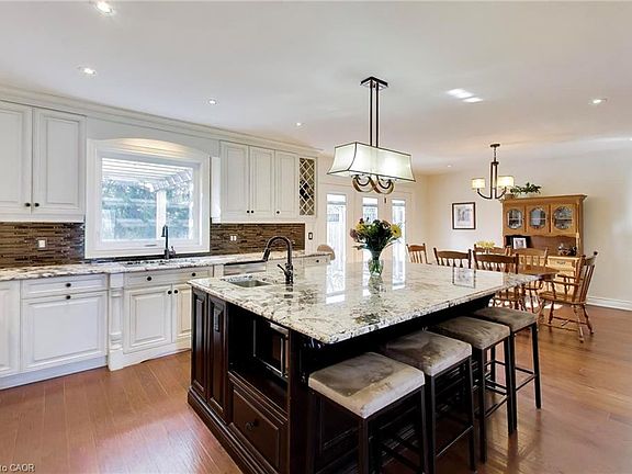 4th image of 73 Lake Avenue Dr