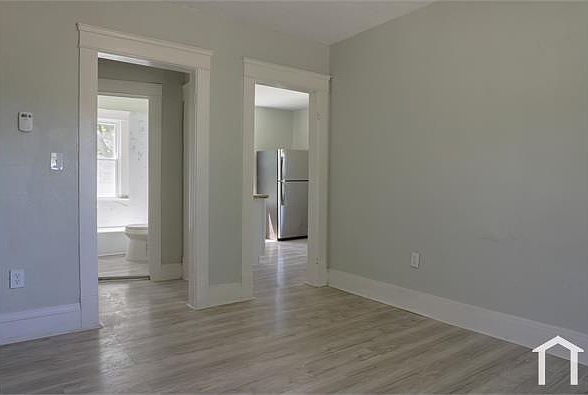 1st image of 650 E 93rd St #1