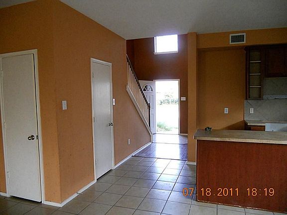 5th image of 9610 Blue Bonnet Dr