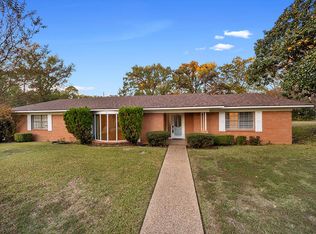 1 Lambeth Pl, Texarkana, TX 75503