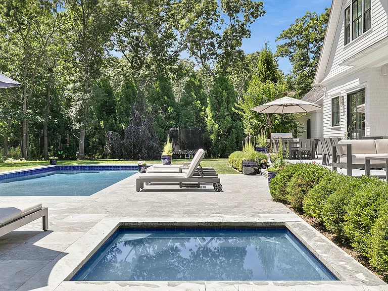10 Spinnaker Way — Photo 3