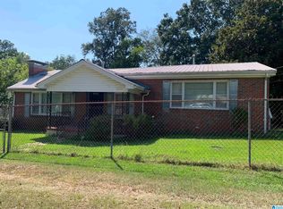 617 Hilltop Ave, Warrior, AL 35180