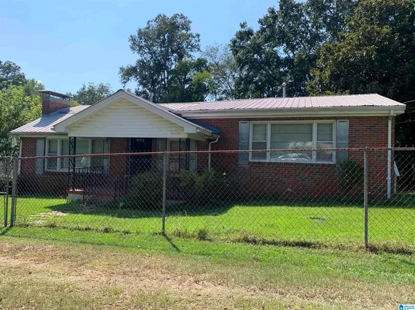 617 Hilltop Ave, Warrior, AL 35180