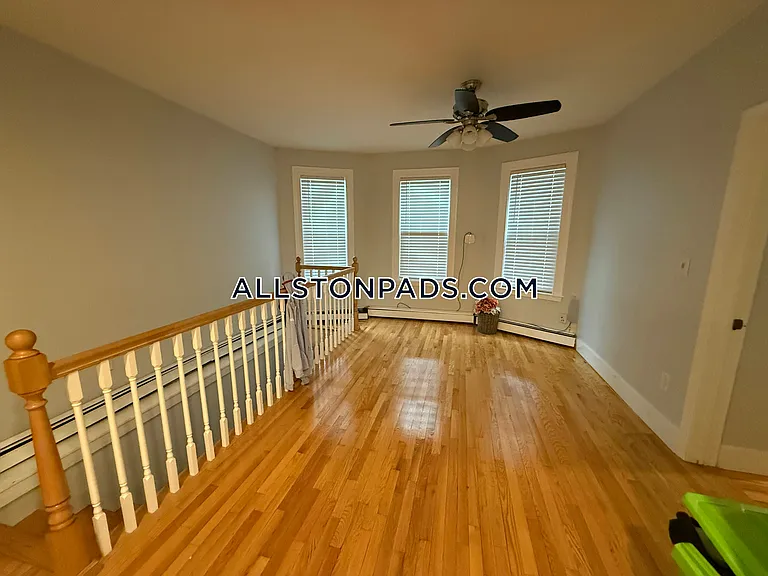 24 Farrington Ave #1 — Photo 22