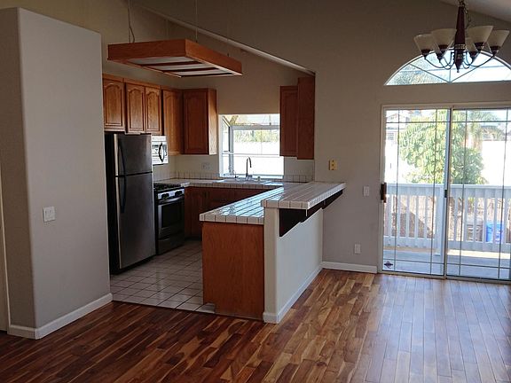 4th image of 4780 35th St APT 4