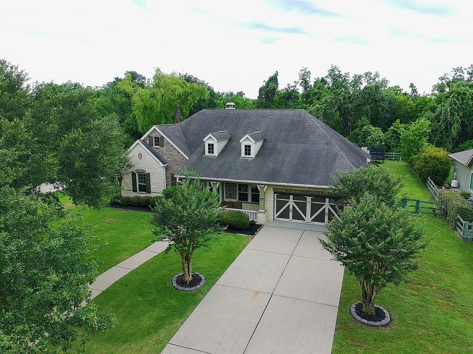 1st image of 5119 Water Oak Cres